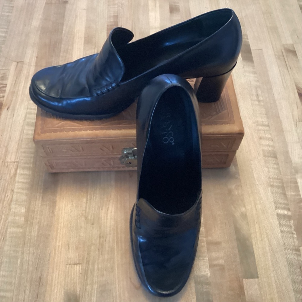 Franco Sarto Nolan black leather loafer pumps with a block heel 9.5 m